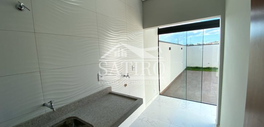 Casa Com Fachada Moderna!