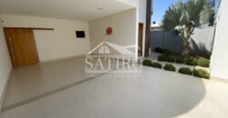 Casa Com Desing Moderno!