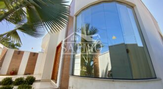 Casa Com Desing Moderno!