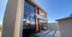 Casa Com Design Moderno!