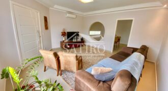 Casa Com Requinte e Elegância !