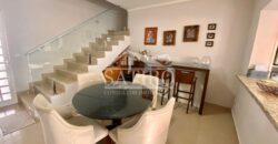 Casa Com Requinte e Elegância !