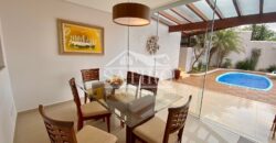 Casa Com Requinte e Elegância !