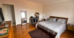 Casa Com Requinte e Elegância !