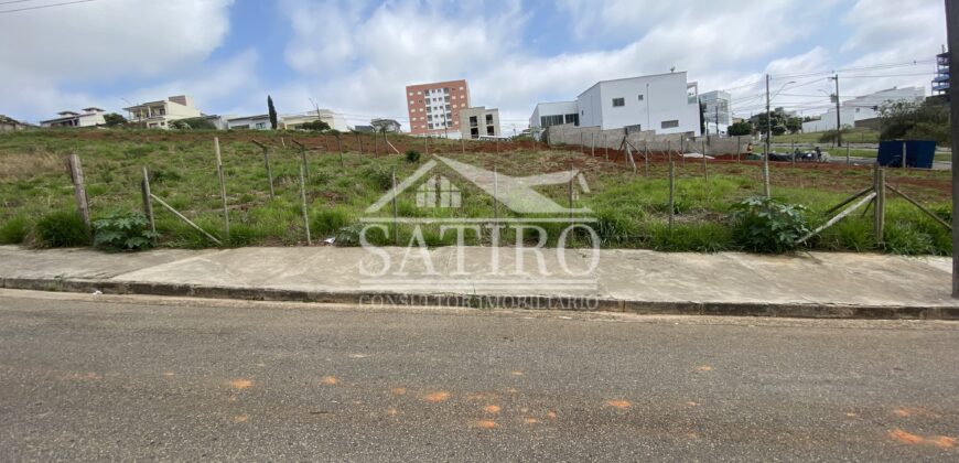 Lote Próximo ao Fórum à Venda!