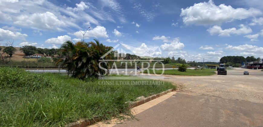 Área às Margens da Rodovia Fernão Dias!