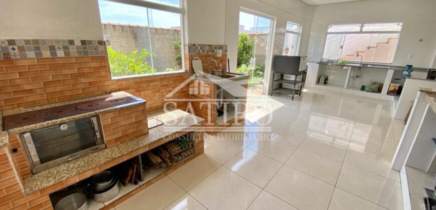 Casa Espaçosa na Região do Recanto dos Fernandes!