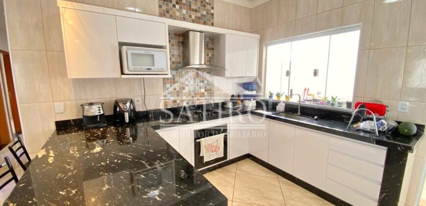 Casa Espaçosa na Região do Recanto dos Fernandes!