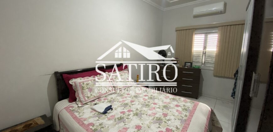 Casa de Lote Inteiro no São Carlos!