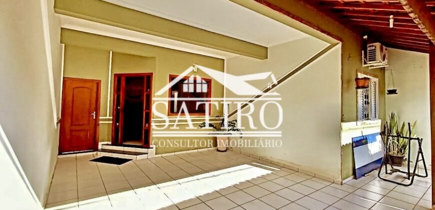 Casa de Lote Inteiro no São Carlos!