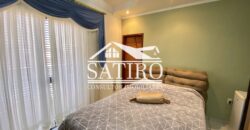 Atenção…Casa Elegante Com Galpão!