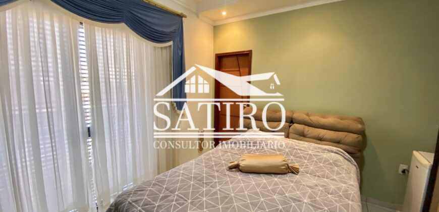 Atenção…Casa Elegante Com Galpão!