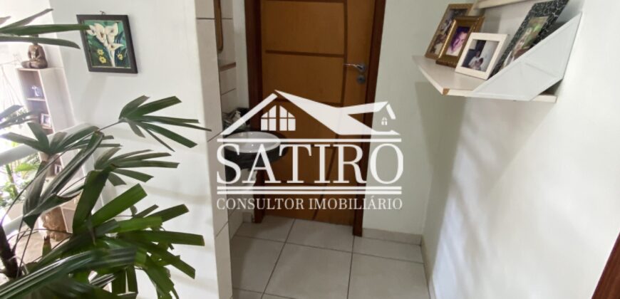 Atenção…Casa Elegante Com Galpão!