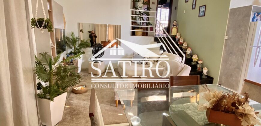 Atenção…Casa Elegante Com Galpão!