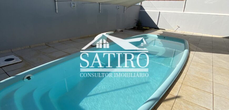 Atenção…Casa Elegante Com Galpão!