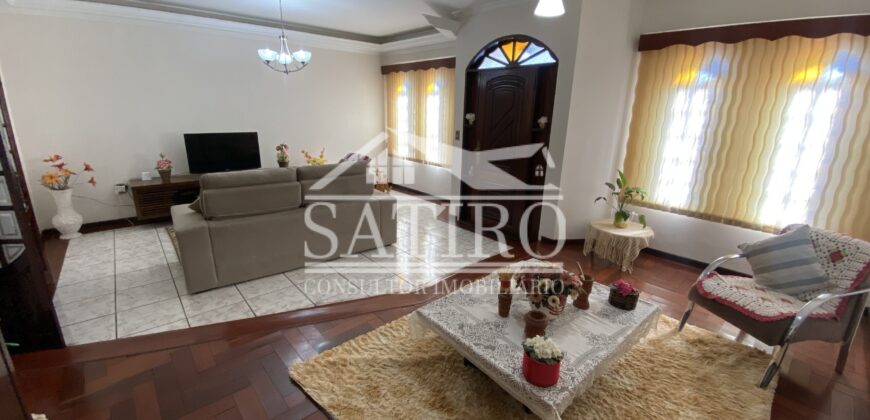 Casa Em Bairro Nobre de Pouso Alegre!