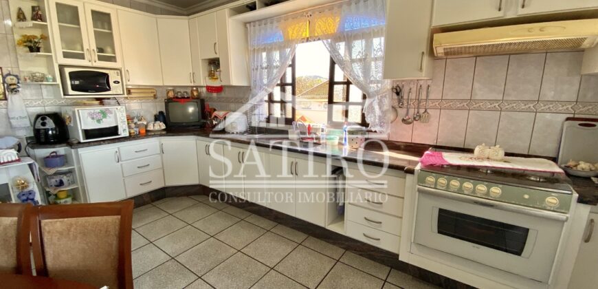 Casa Em Bairro Nobre de Pouso Alegre!