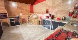 Casa de Lote Inteiro a Venda!