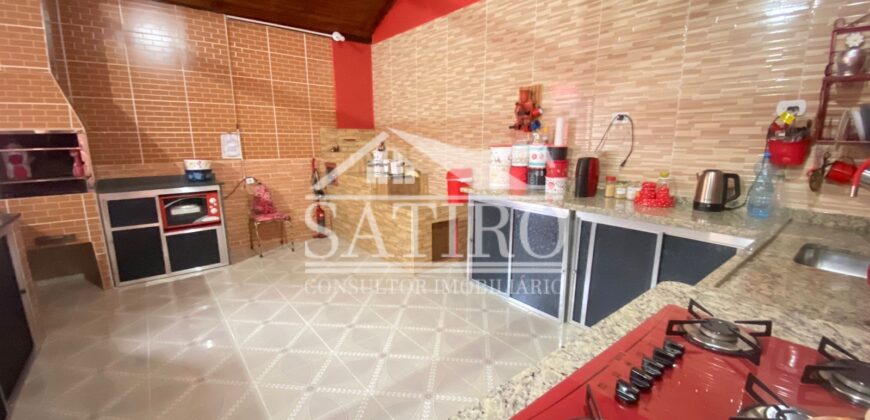 Casa de Lote Inteiro a Venda!