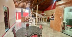 Casa de Lote Inteiro a Venda!