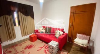 Casa de Lote Inteiro a Venda!