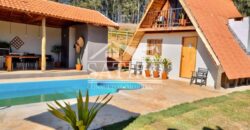 Chalé Aconchegante a Venda!