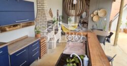 Chalé Aconchegante a Venda!