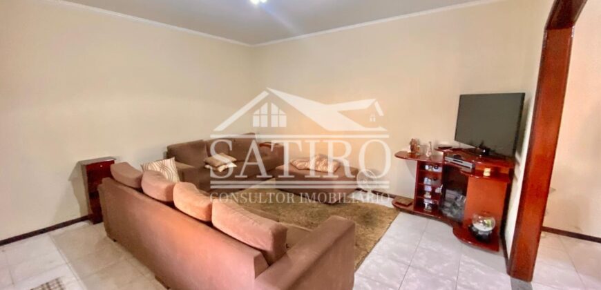 Casa Com Localização Privilegiada a Venda!