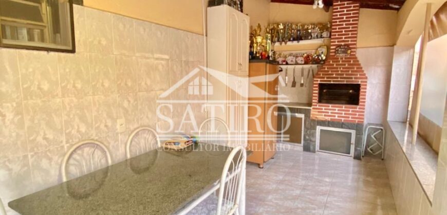 Casa Com Localização Privilegiada a Venda!