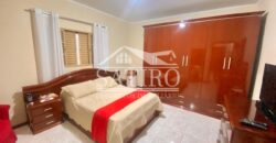 Casa Com Localização Privilegiada a Venda!