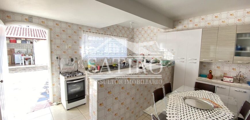 Casa na Região Central a Venda!