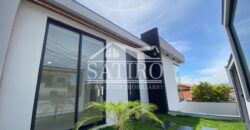 Casa Com Requinte e Muita Elegância!