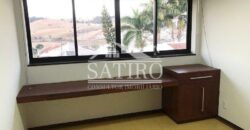 Casa de Estilo Rústico em Bairro Nobre de P.A