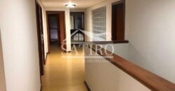 Casa de Estilo Rústico em Bairro Nobre de P.A