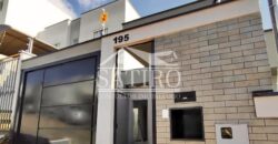 Casa De Três Dormitórios a Venda!