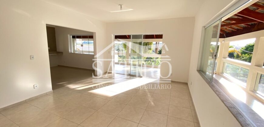 Lugar Tranquilo Com Vista Privilegiada a Venda!