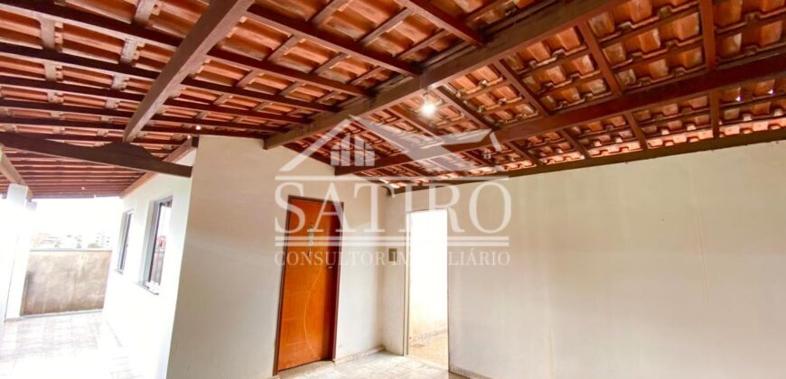 Casa de Lote Inteiro Próximo a União Química!