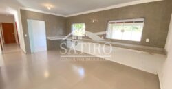 Lugar Tranquilo Com Vista Privilegiada a Venda!