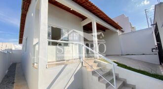 Casa Espaçosa a Venda!