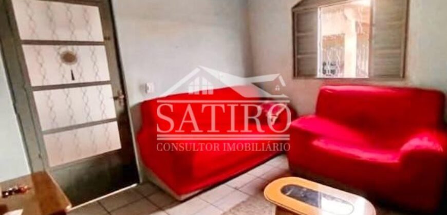 Casa a Venda no Cajuru!