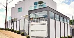 CASA ELEGANTE A VENDA