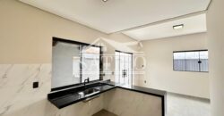 IMÓVEL A DOIS MINUTOS DO CENTRO A VENDA!