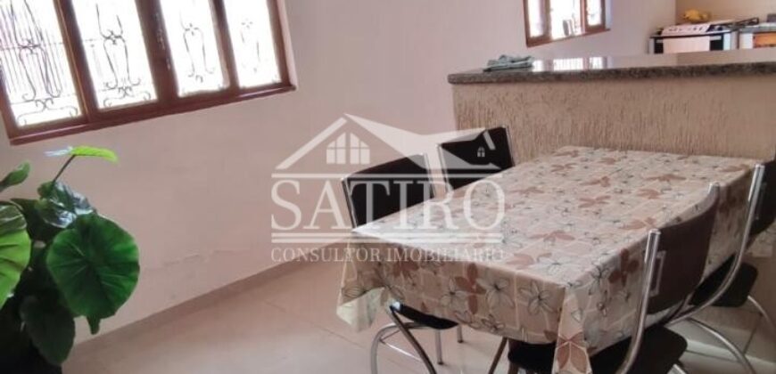 CASA NAS PROXIMIDADES DO CENTRO!