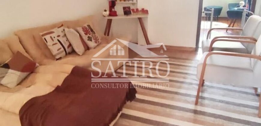 CASA NAS PROXIMIDADES DO CENTRO!