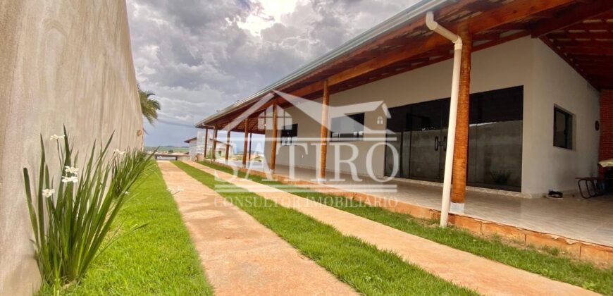 CHÁCARA DENTRO DA CIDADE TODA MURADA A VENDA!