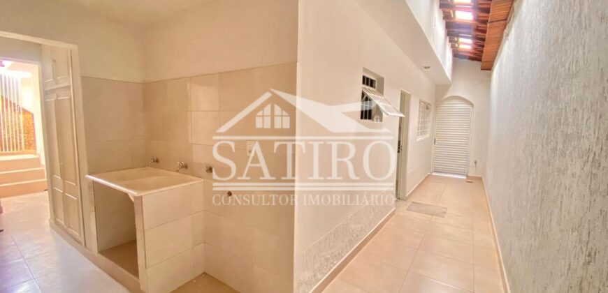 CASA PARA LOCAÇÃO NO JARDIM AMERICA!