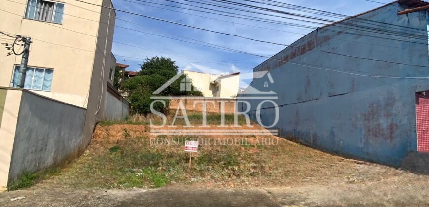 ATENÇÃO…LOTE A VENDA NAS PROXIMIDADES DO FÓRUM!
