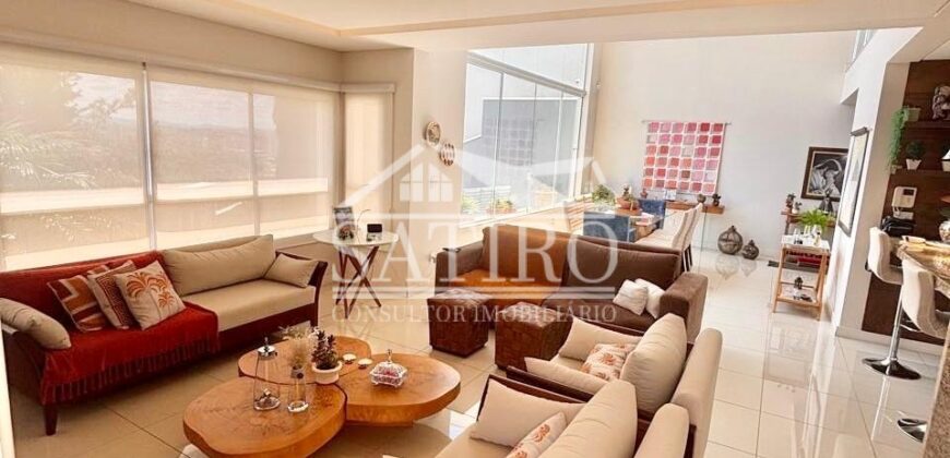CASA COM REQUINTE E ELEGANCIA!