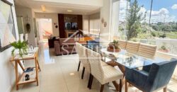 CASA COM REQUINTE E ELEGANCIA!