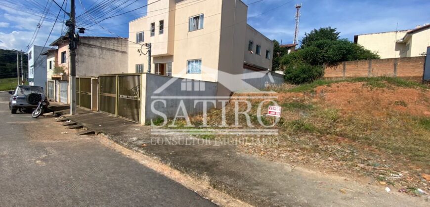 ATENÇÃO…LOTE A VENDA NAS PROXIMIDADES DO FÓRUM!
